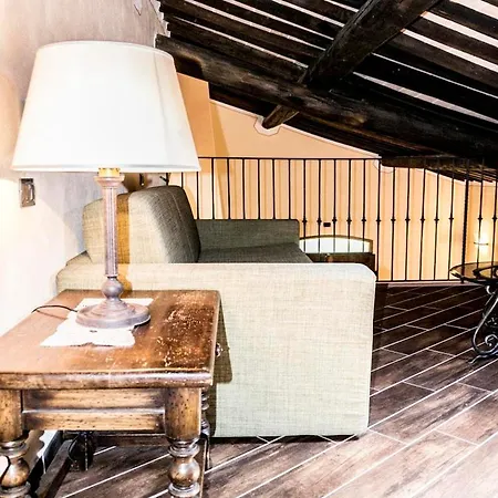 La Villa-farneta Sleeps 4 Pool Air Con Wifi Cortona