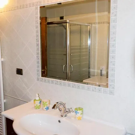 Villa La Villa-farneta Sleeps 4 Pool Air Con Wifi Cortona